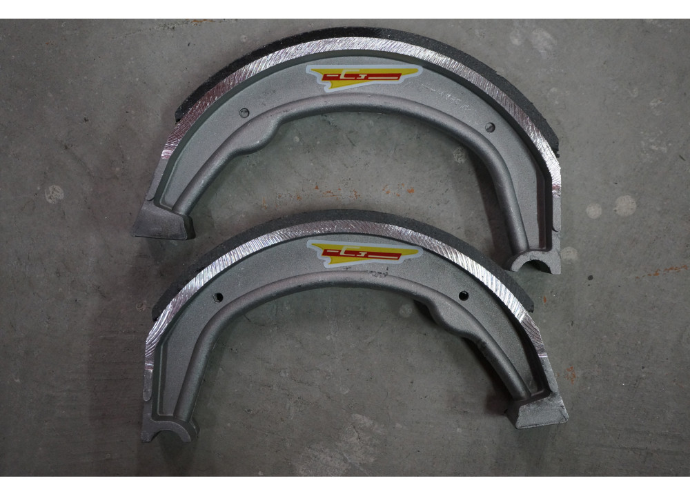 CJ  Brake shoes